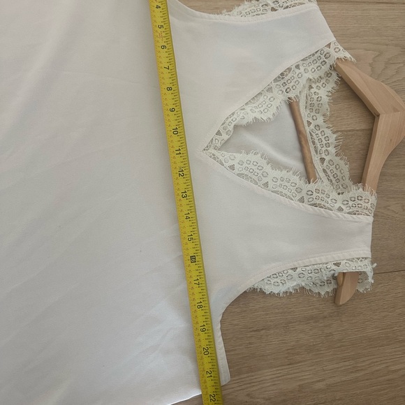 Romantic Pristine XL Top - Picture 4 of 7